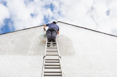 Peinture extérieure à la Bazeuge — façades et ravalement